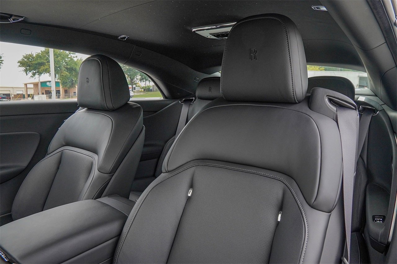 New 2025 Rolls-Royce Spectre w/ Spectre Launch Package image 29