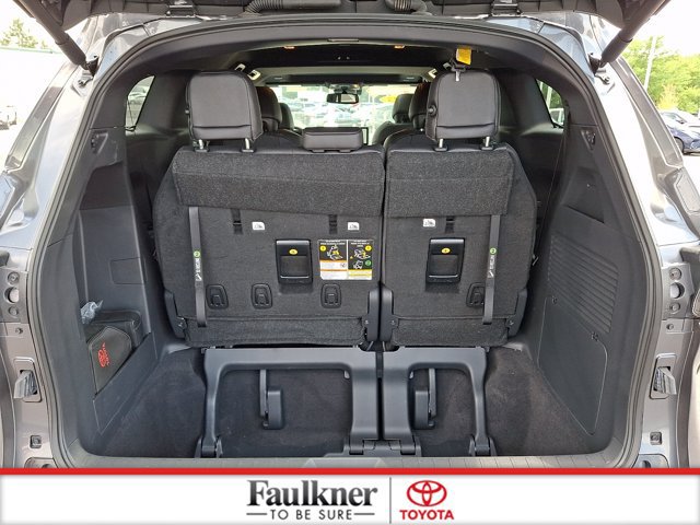 Certified 2025 Toyota Sienna Platinum AWD/4WD image 28