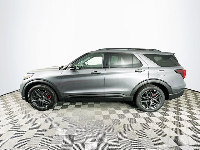 New 2025 Ford Explorer ST image 6