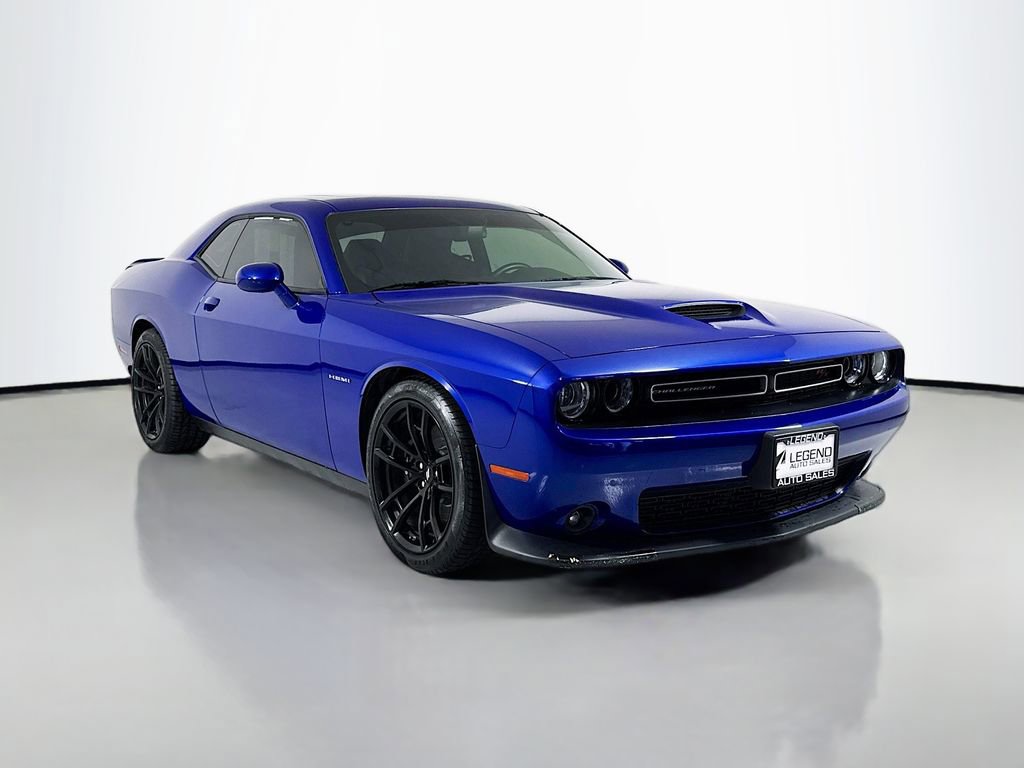 Used 2022 Dodge Challenger R/T w/ Plus Package RWD image 3