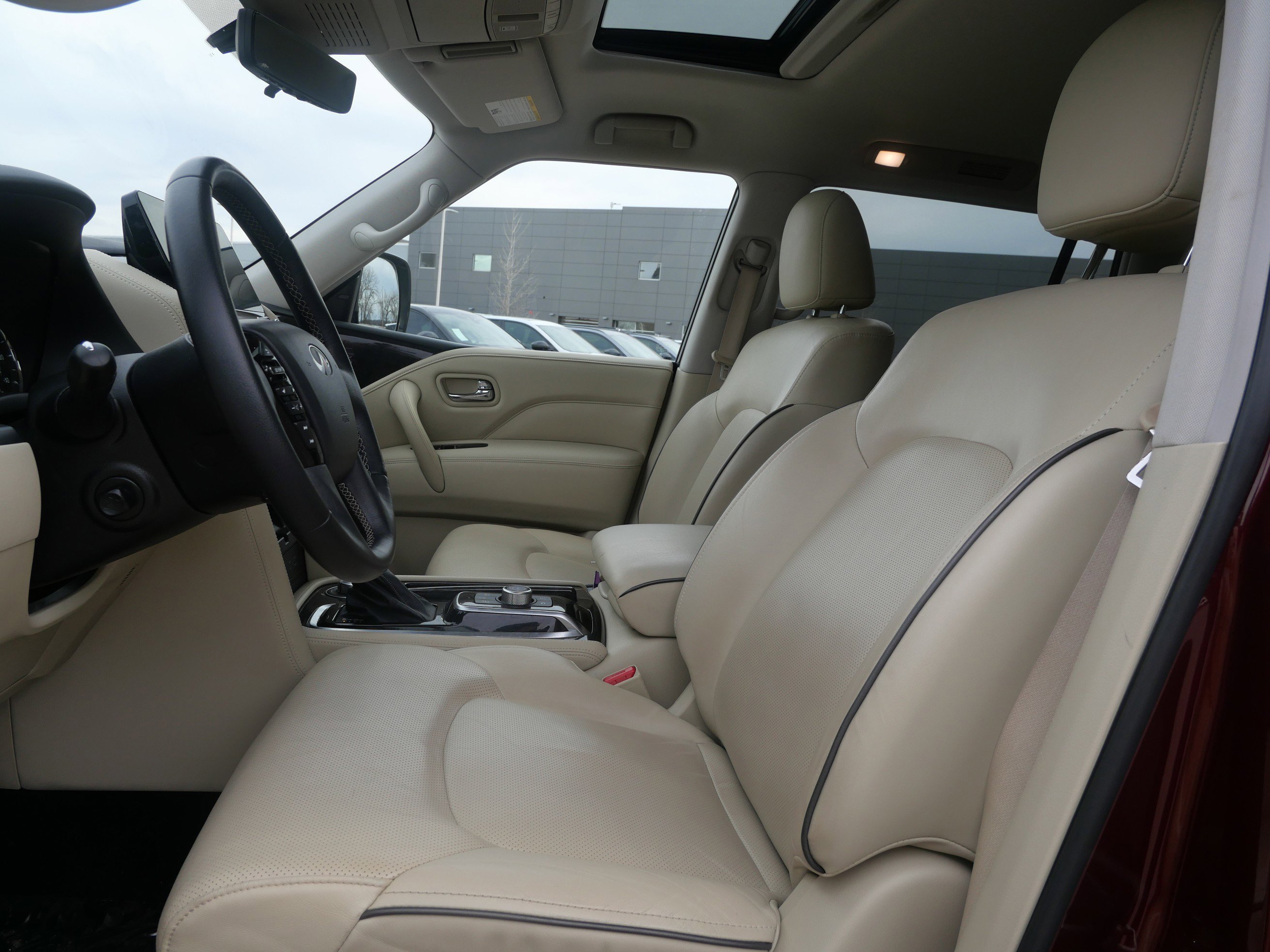 Used 2022 INFINITI QX80 Luxe w/ Cargo Package AWD/4WD image 20