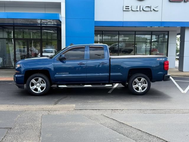 Used 2017 Chevrolet Silverado 1500 LT w/ All Star Edition AWD/4WD image 1