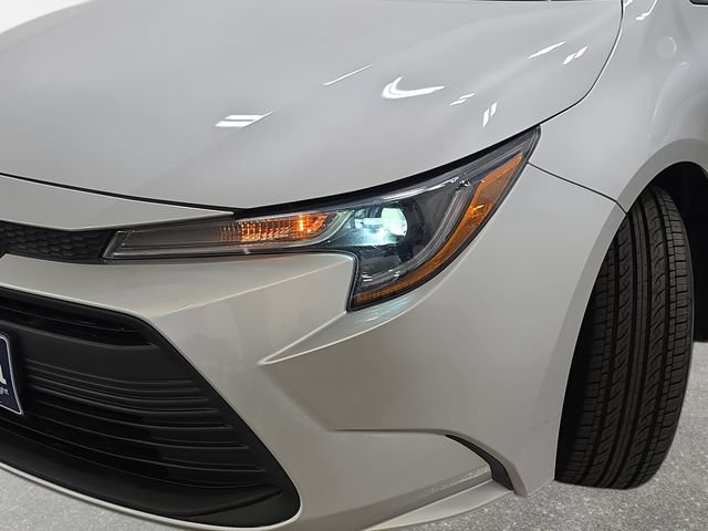 Certified 2023 Toyota Corolla LE w/ Carpet Mat Package (TMS) FWD image 27