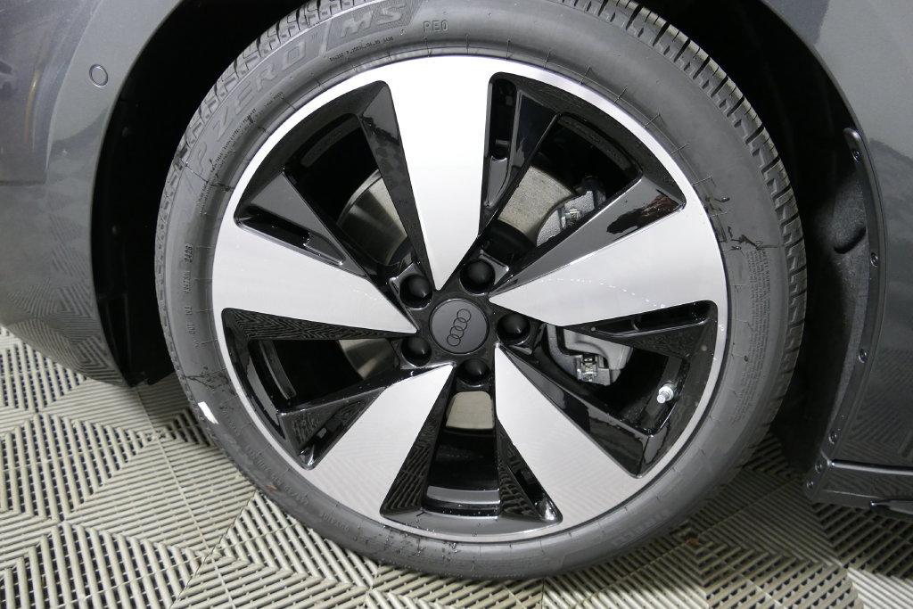 New 2026 Audi A5 Premium Plus AWD/4WD image 9