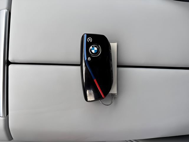 Certified 2024 BMW XM AWD/4WD image 26