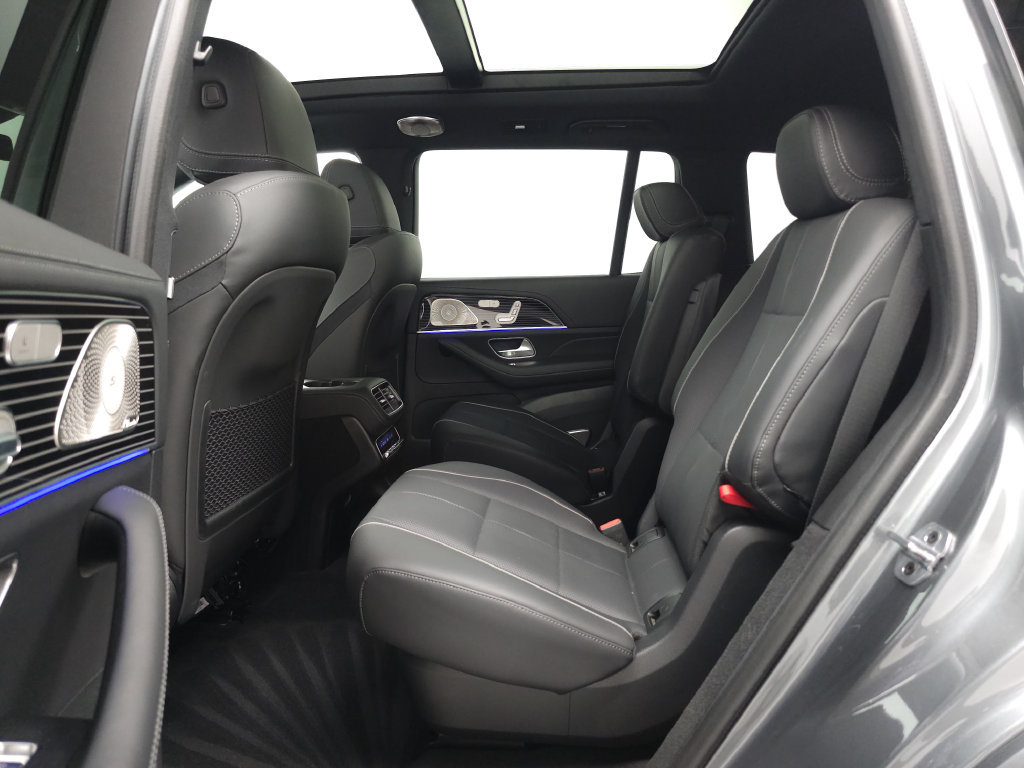Certified 2025 Mercedes-Benz GLS 450 4MATIC image 27
