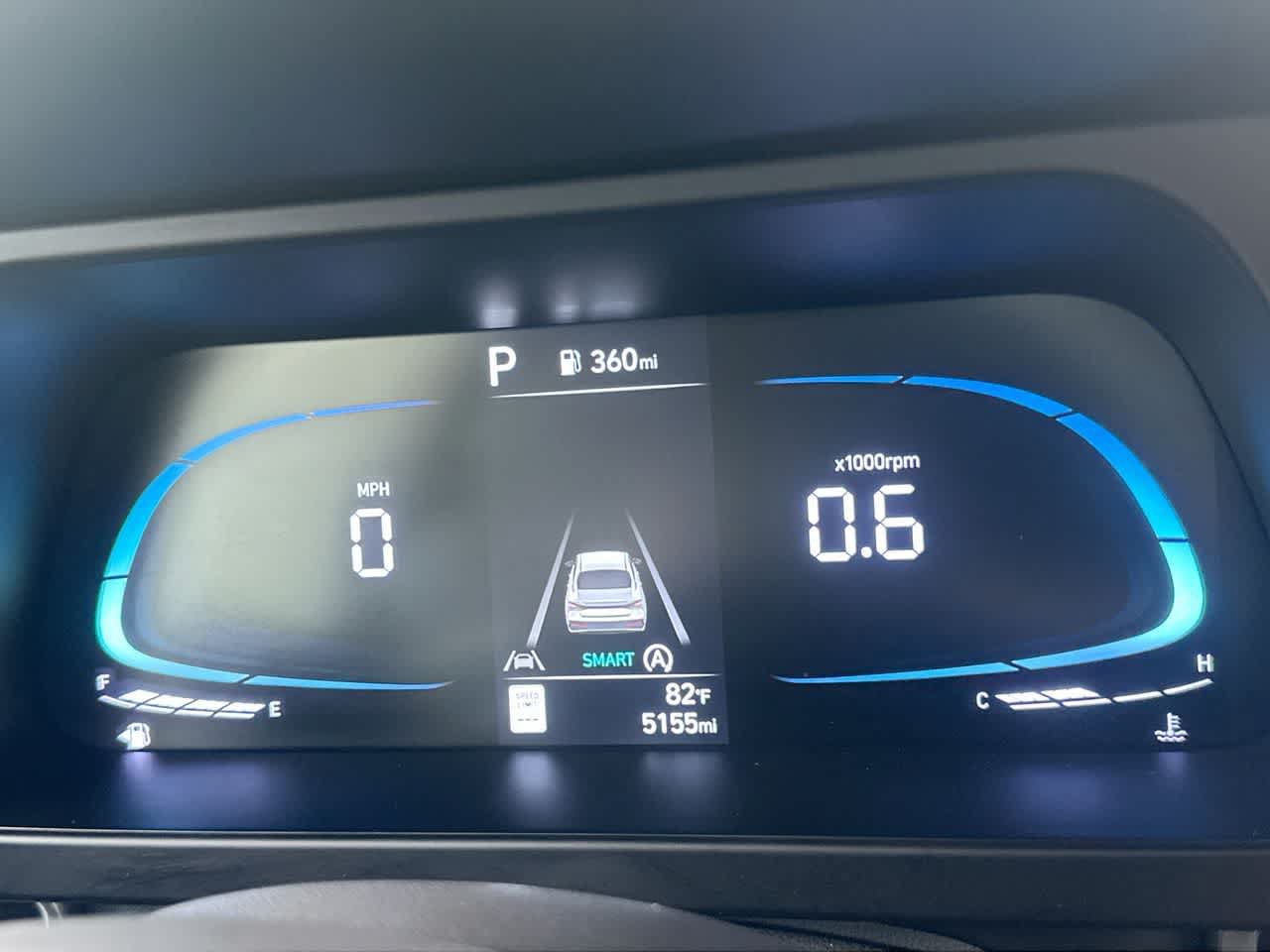 Used 2025 Hyundai Elantra SE FWD image 16