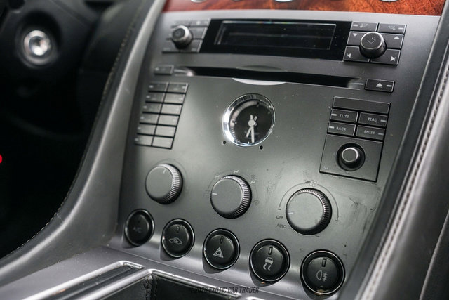 Used 2005 Aston Martin DB9 Coupe image 25