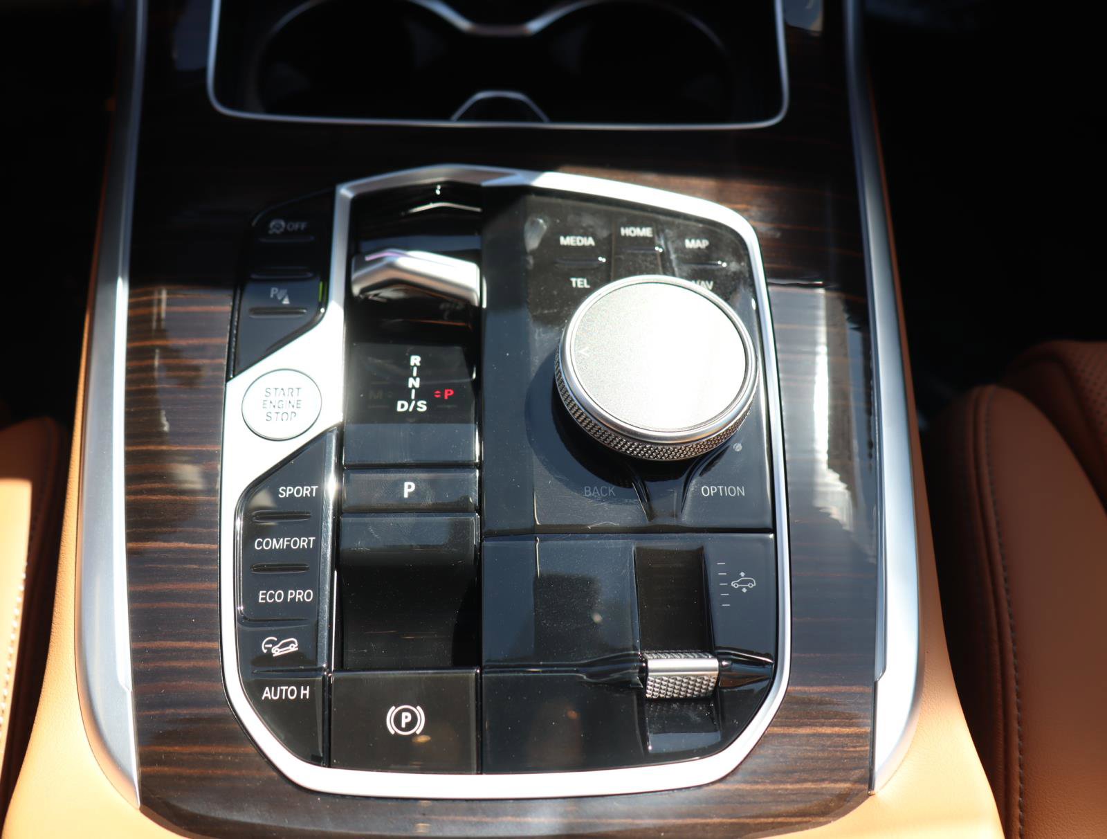 Used 2026 BMW X7 xDrive40i image 25