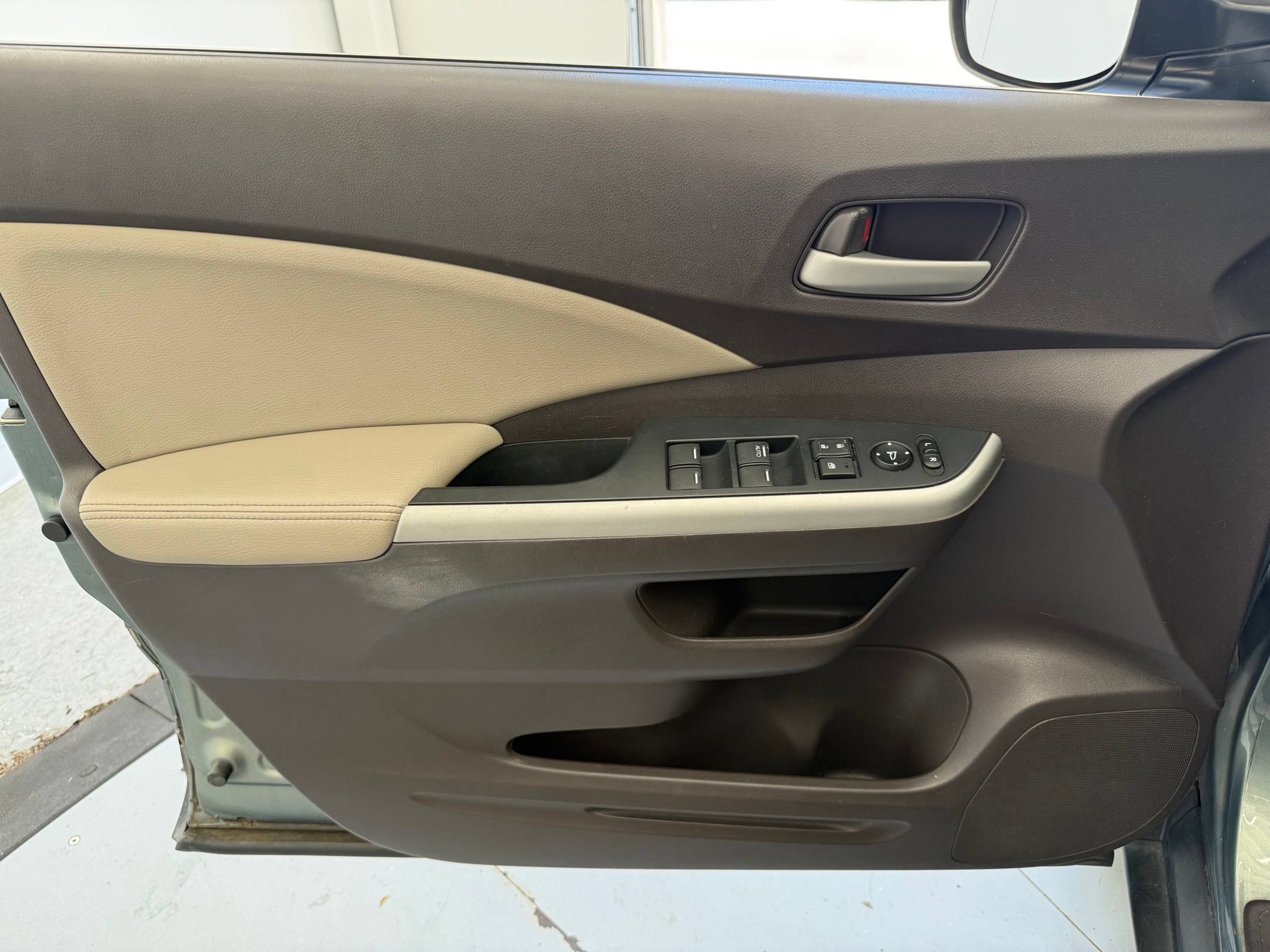 Used 2012 Honda CR-V EX-L image 10