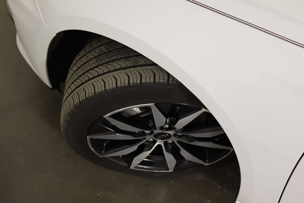 Used 2021 Chevrolet Malibu RS FWD image 39