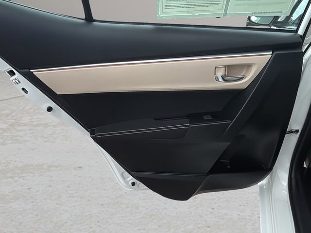 Used 2014 Toyota Corolla LE FWD image 24