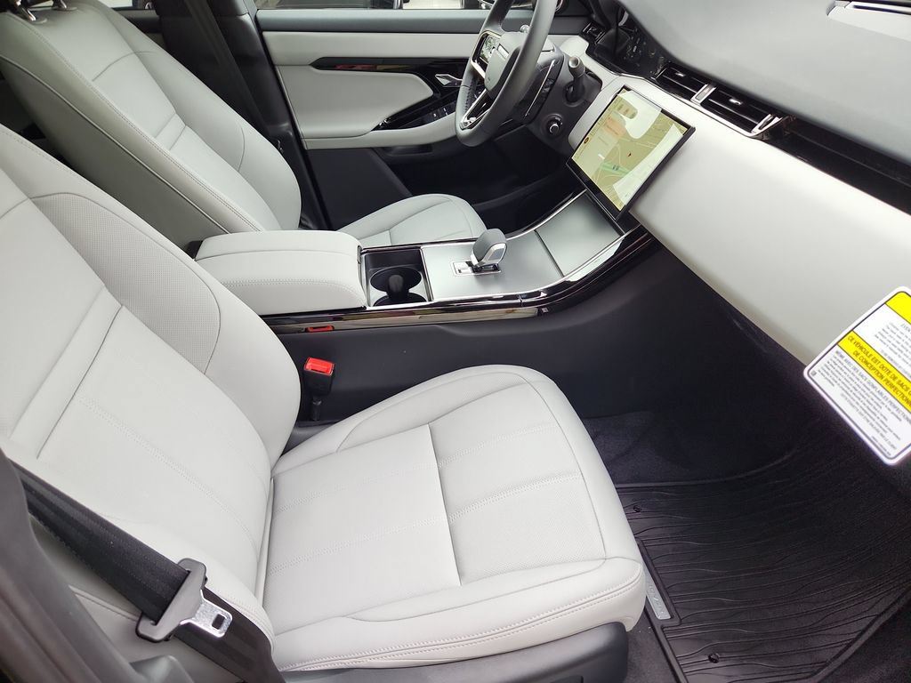 New 2026 Land Rover Range Rover Evoque S AWD/4WD image 3
