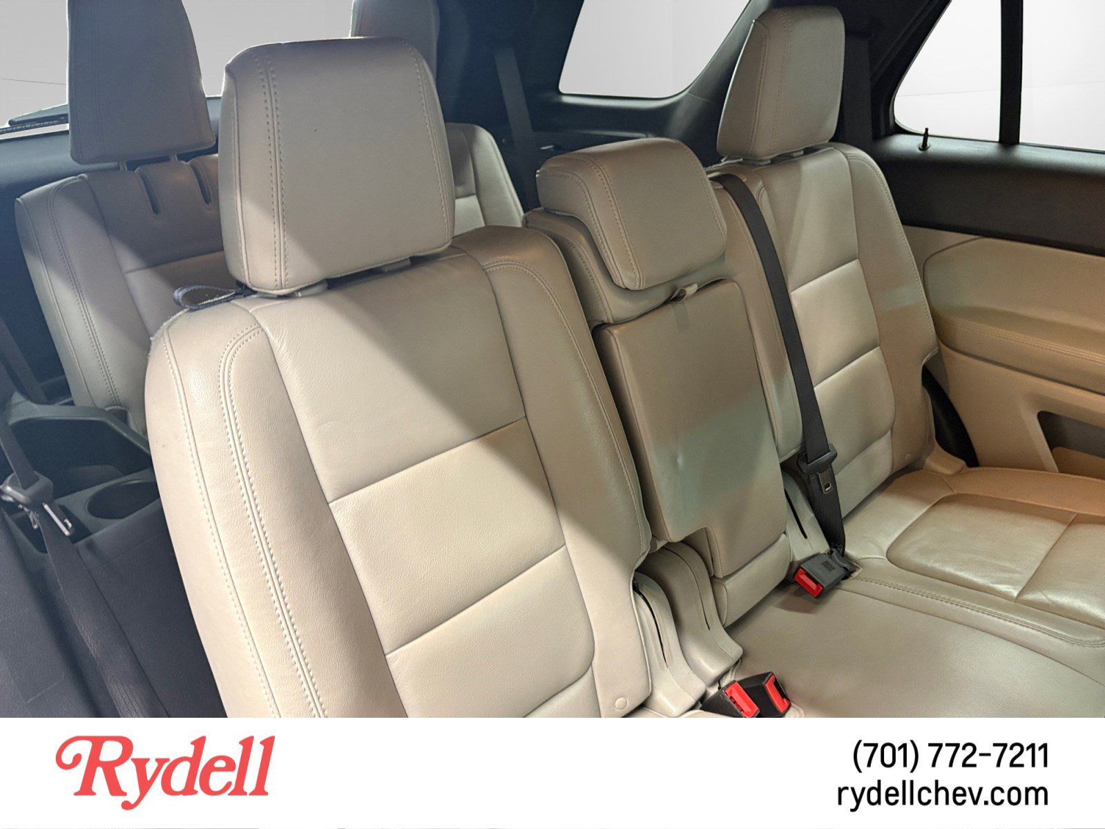 Used 2012 Ford Explorer Limited w/ Class III Trailer Tow Pkg AWD/4WD image 18