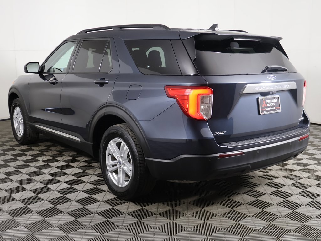 Used 2022 Ford Explorer XLT image 9