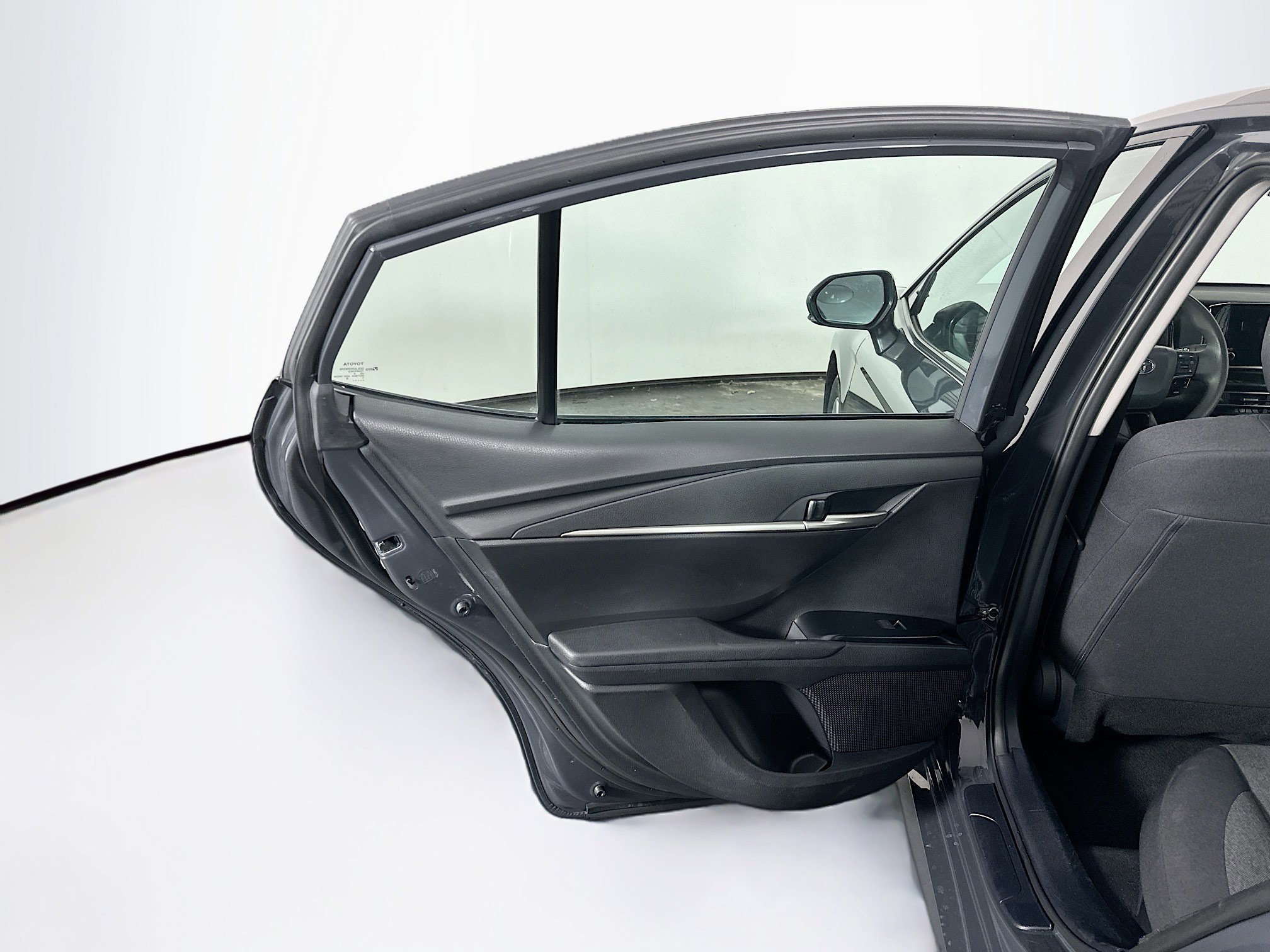 Used 2025 Toyota Camry LE image 26