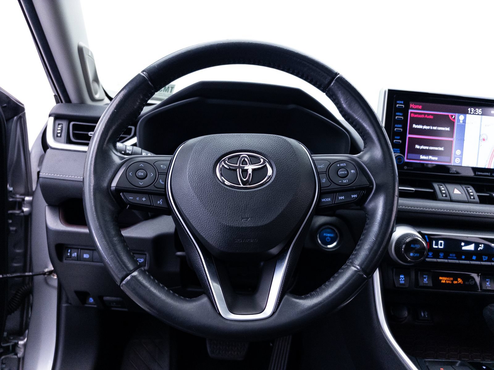 Used 2019 Toyota RAV4 Limited w/ Carpet Mat Package AWD/4WD image 34