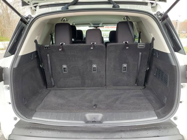 Used 2024 Nissan Pathfinder SV FWD image 5