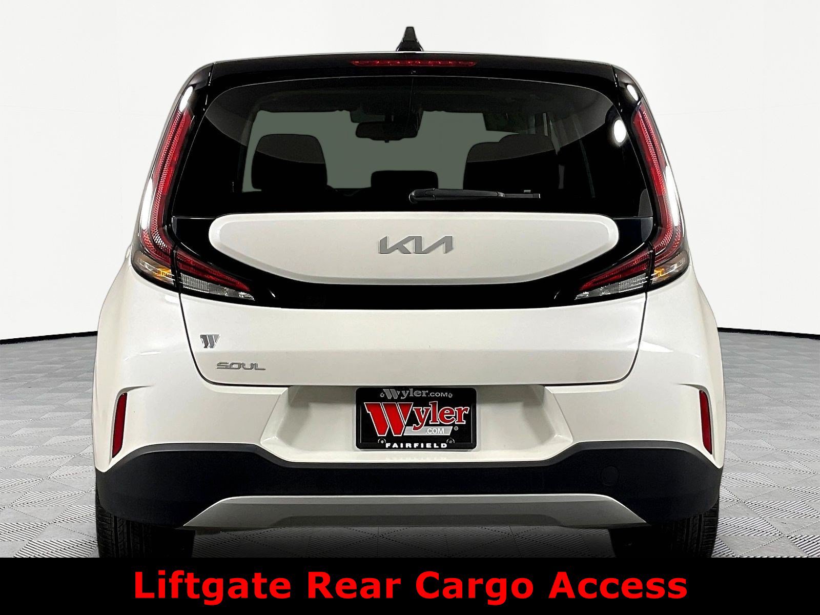 Used 2024 Kia Soul EX w/ Option Group 015 FWD image 5