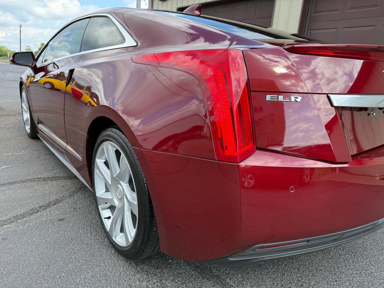 Used 2016 Cadillac ELR image 9