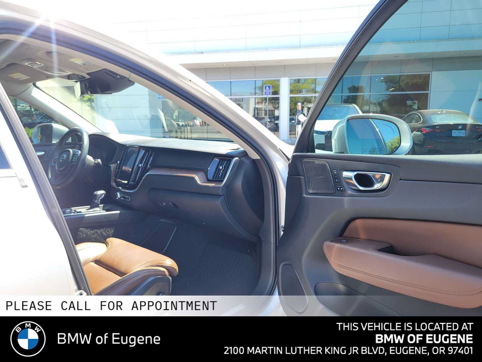 Used 2020 Volvo XC60 T5 Inscription w/ Protection Package Premier AWD/4WD image 10