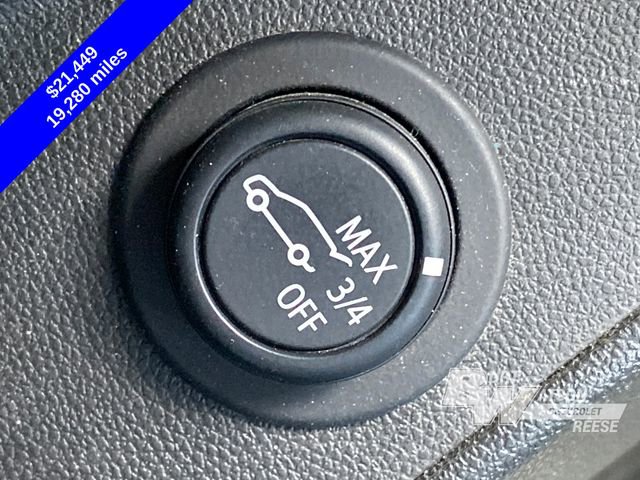 Used 2023 Chevrolet Equinox LT FWD image 29