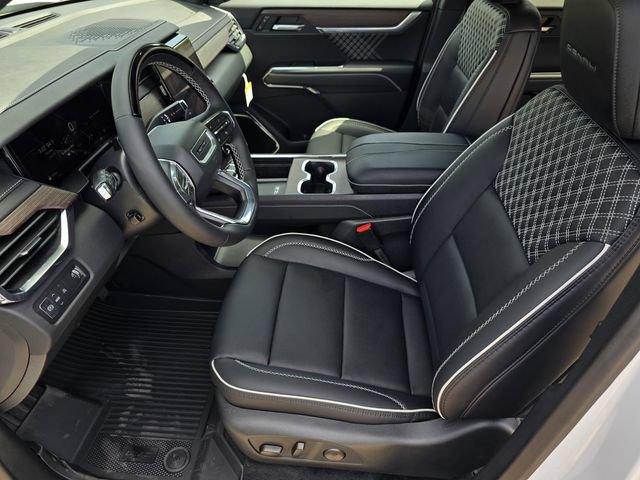 New 2026 GMC Acadia Denali w/ Super Cruise Package FWD image 17