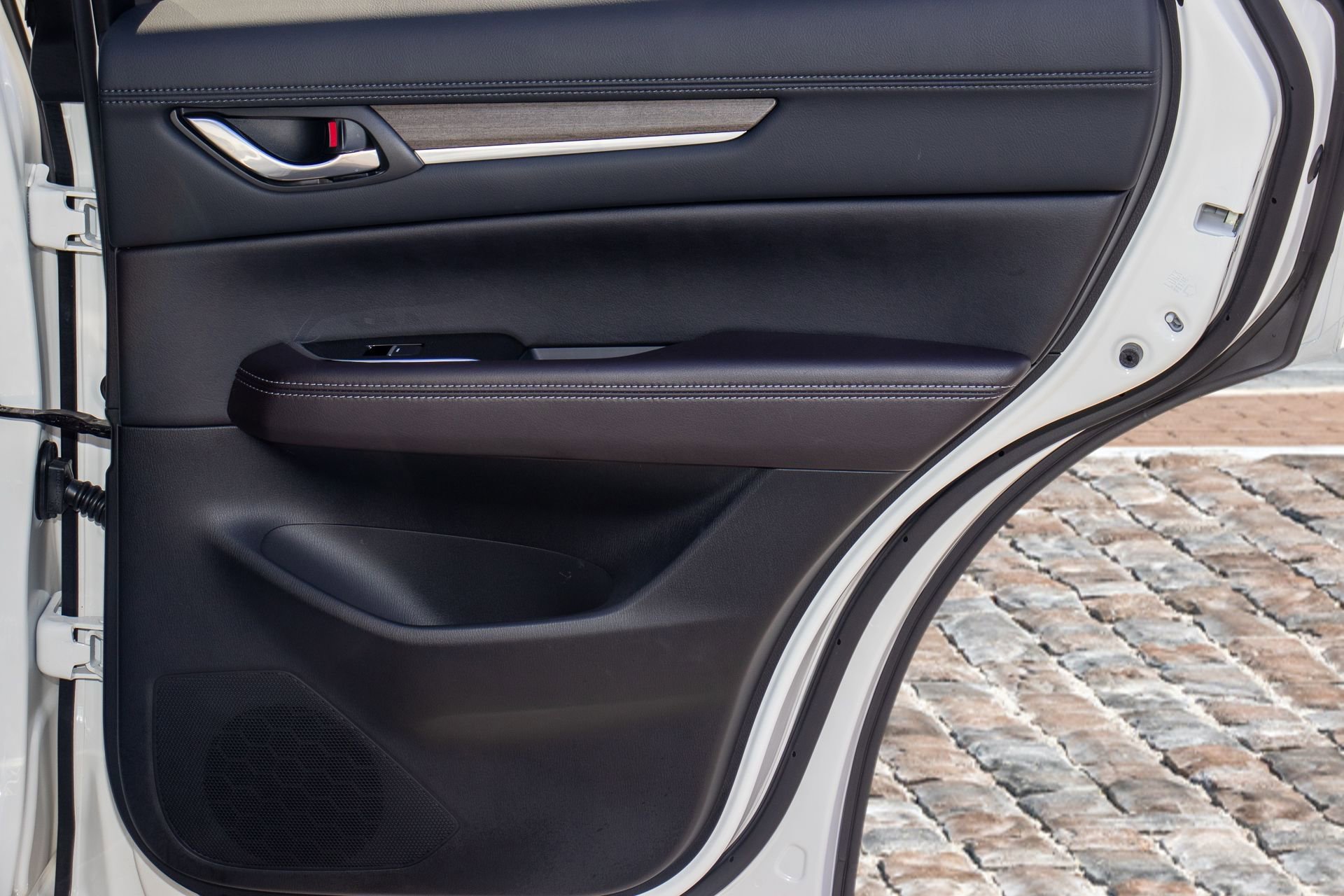 Used 2025 MAZDA CX-5 Signature image 14