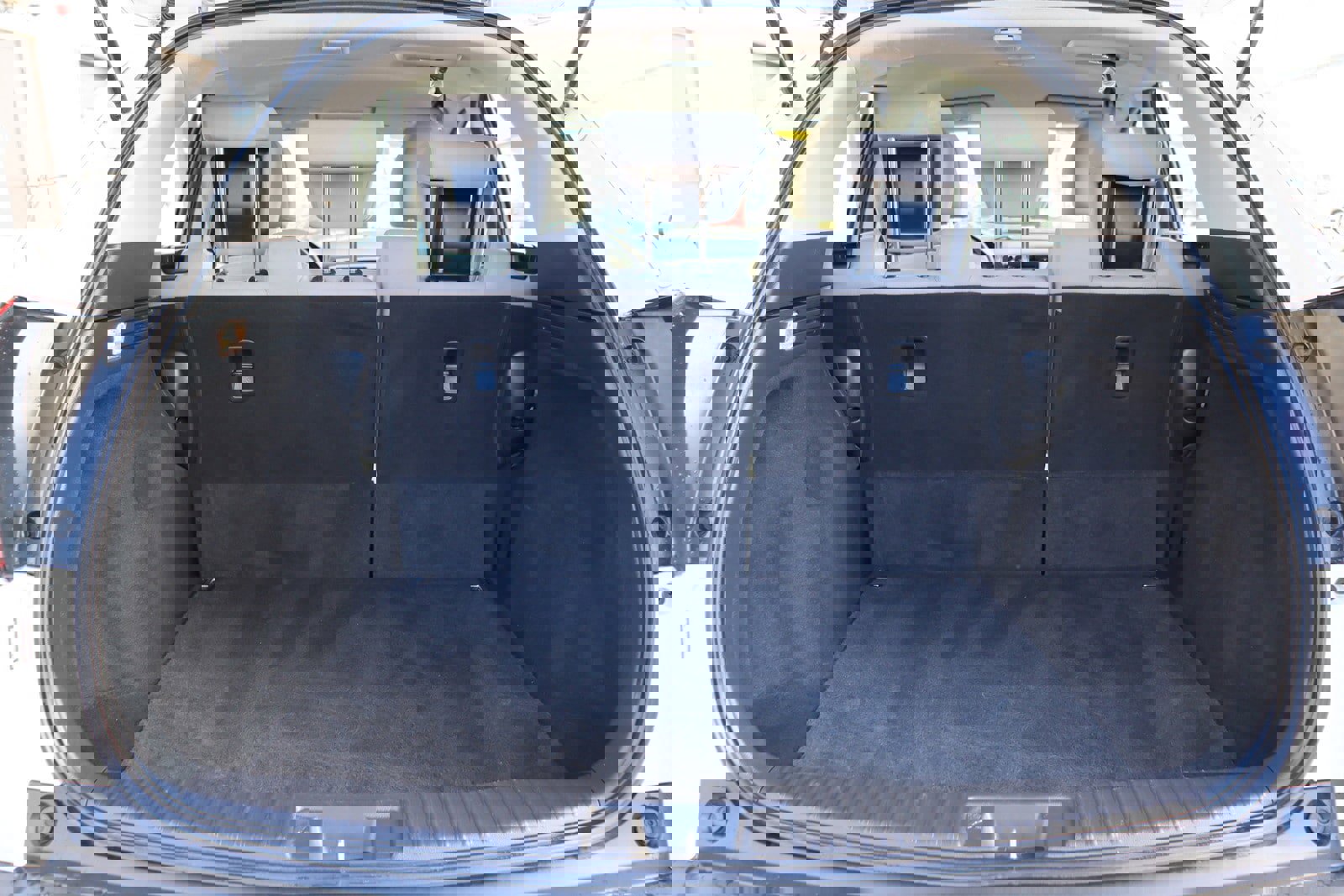 Used 2017 Honda HR-V LX image 39