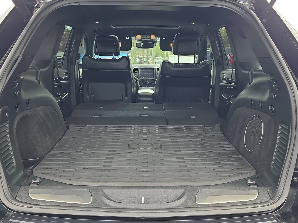 Used 2018 Jeep Grand Cherokee Limited AWD/4WD image 10