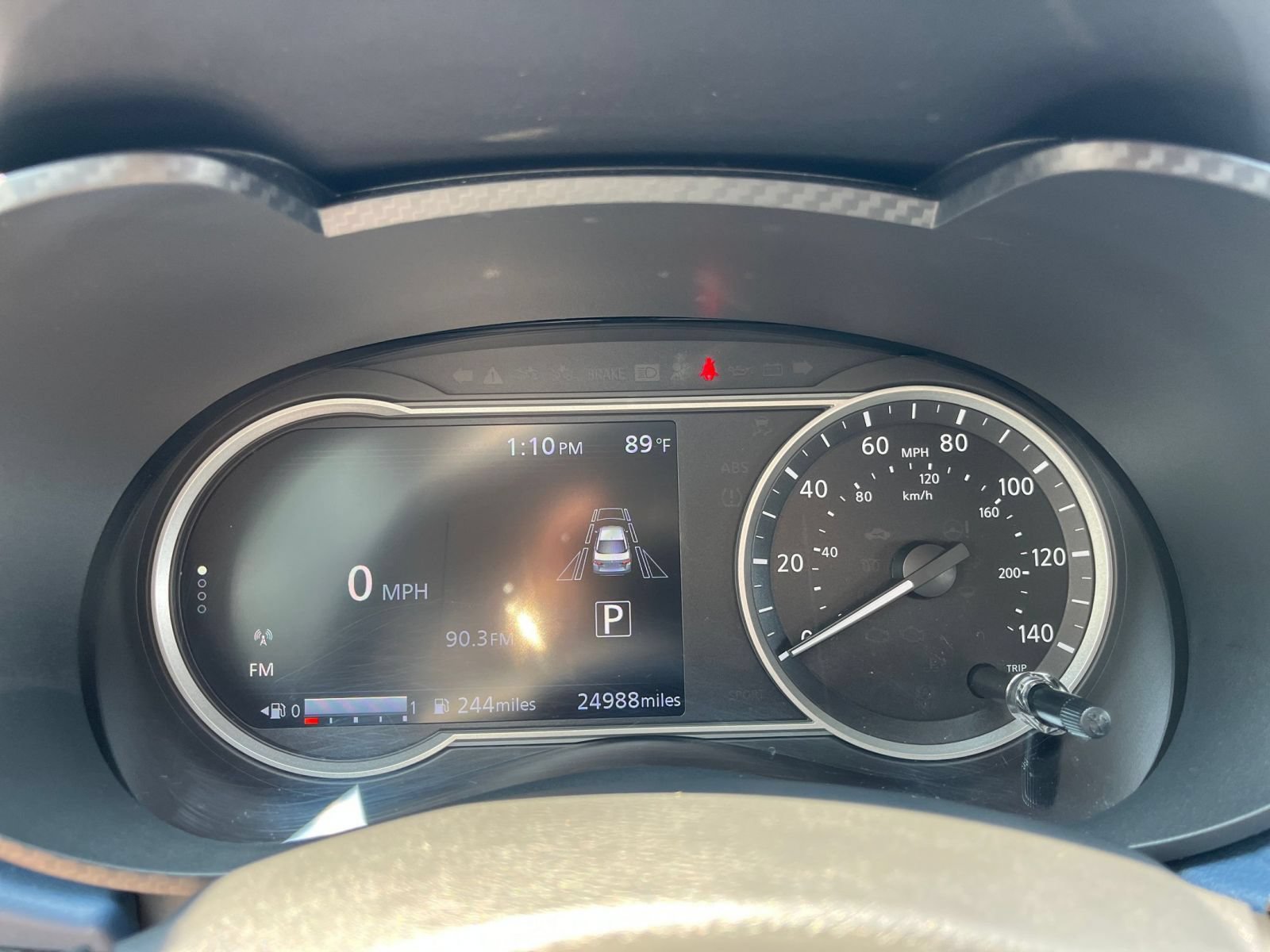 Used 2025 Nissan Versa SV FWD image 40