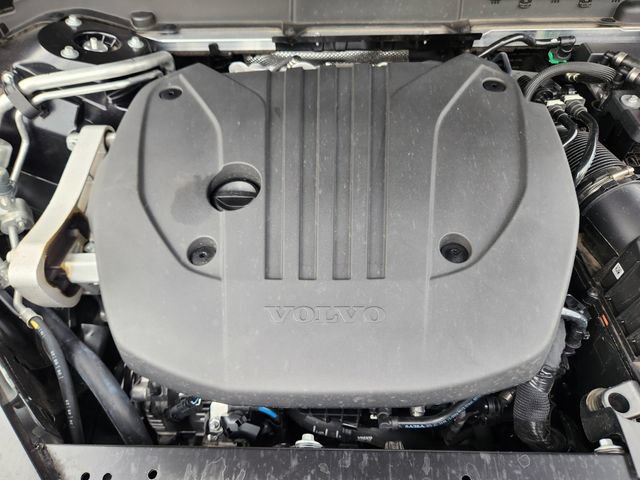 Certified 2026 Volvo XC60 B5 Ultra w/ Climate Package AWD/4WD image 21