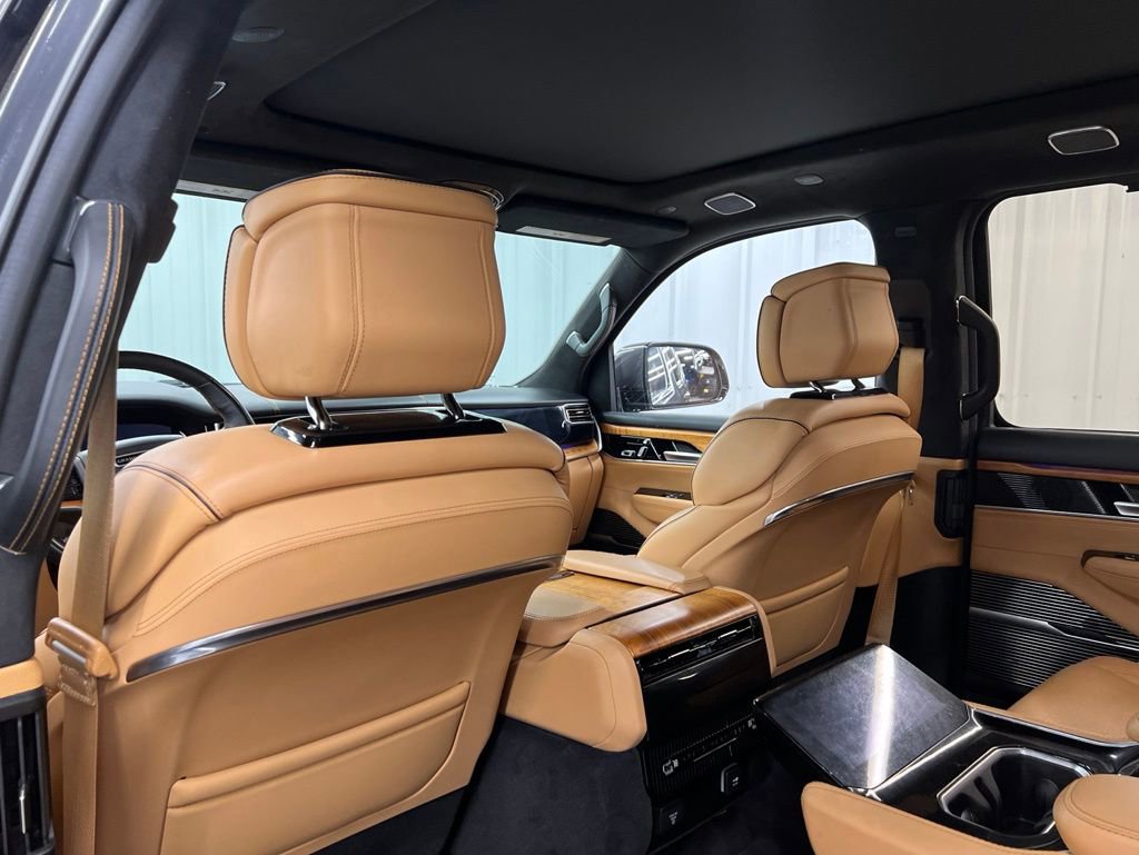 Used 2022 Jeep Grand Wagoneer Series III AWD/4WD image 10