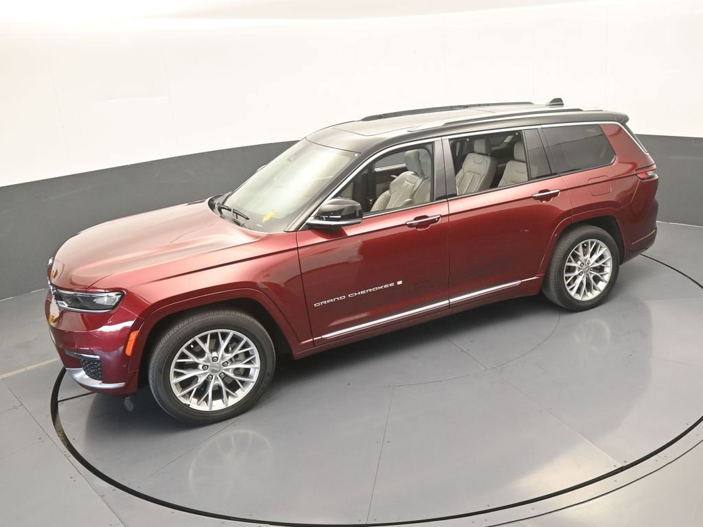 Used 2023 Jeep Grand Cherokee L Summit w/ Luxury Tech Group V image 57