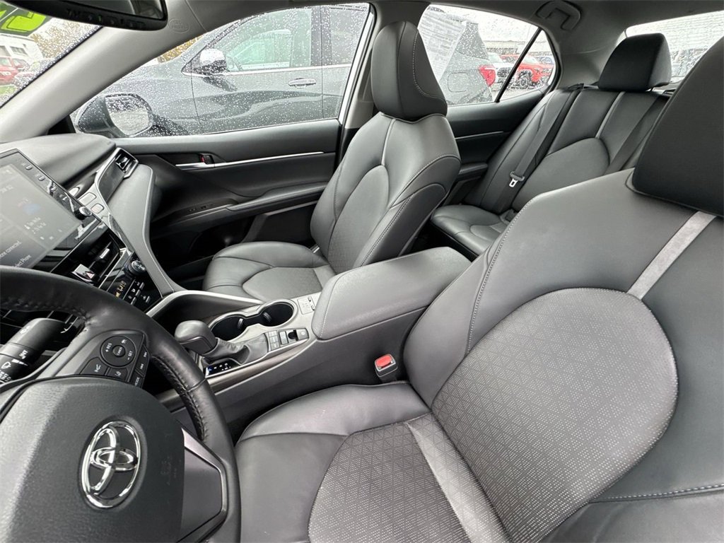 Used 2023 Toyota Camry XSE w/ Cold Weather Package image 27