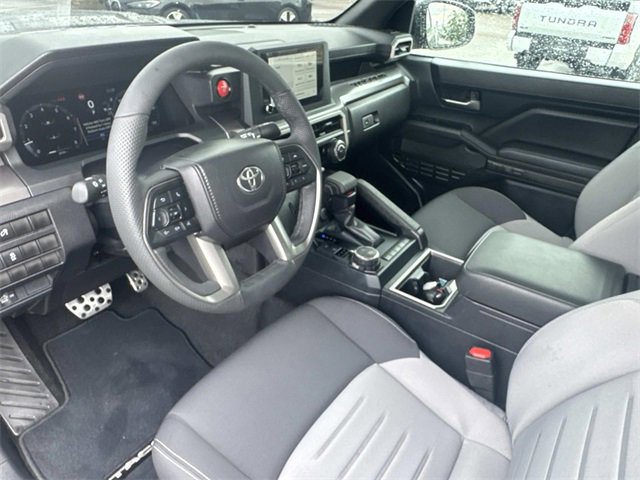 Used 2025 Toyota Tacoma TRD Sport image 31