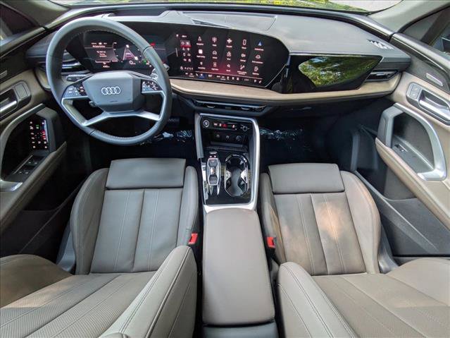 Used 2025 Audi Q5 Premium Plus w/ Premium Plus AWD/4WD video 3