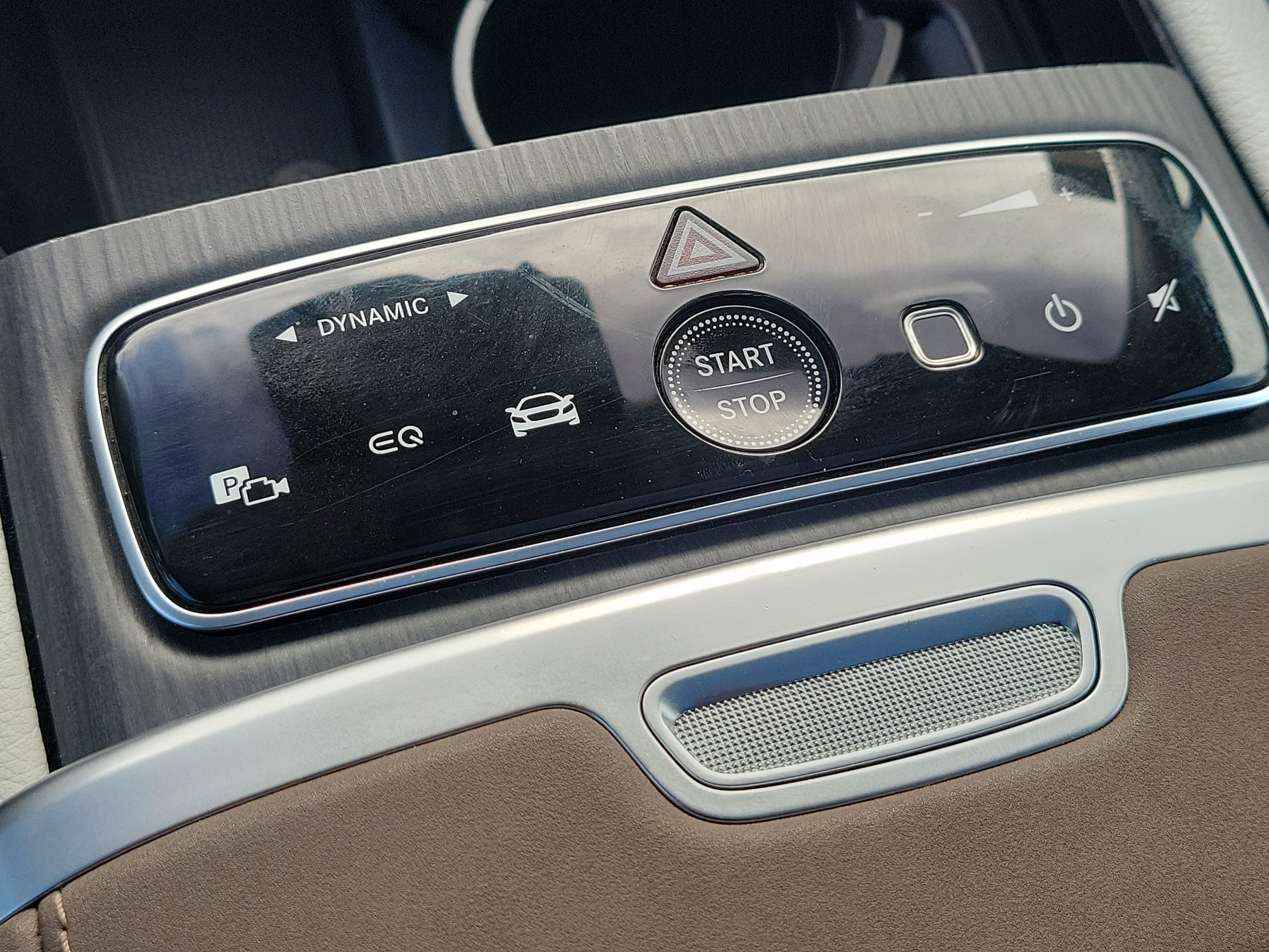 Used 2023 Mercedes-Benz EQS 580 4MATIC SUV image 33