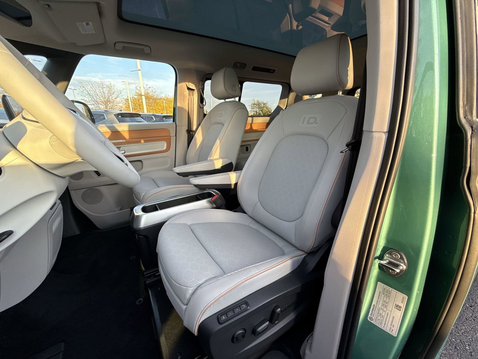 New 2025 Volkswagen ID. Buzz Pro S Plus image 11