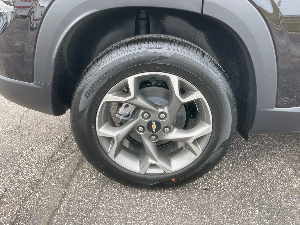 New 2026 Chevrolet Trax LT image 31