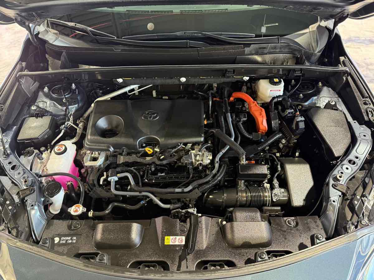 Used 2023 Toyota Venza XLE AWD/4WD image 81