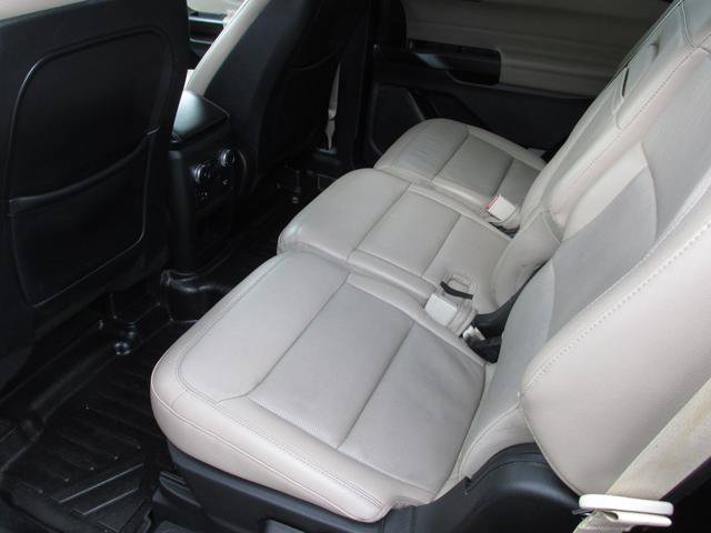 Used 2020 Ford Explorer Limited AWD/4WD image 10