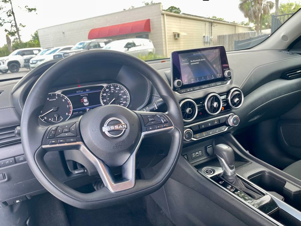 Used 2025 Nissan Sentra SV image 10