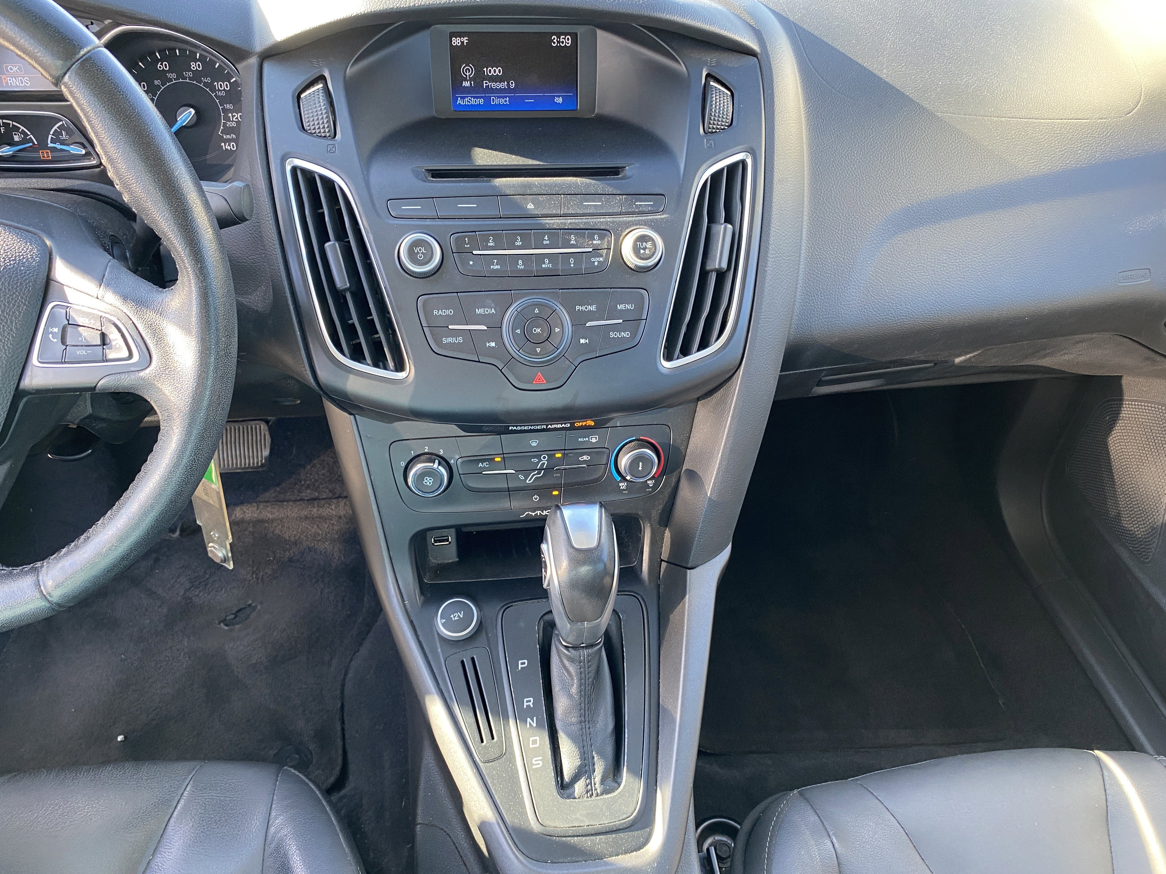 Used 2015 Ford Focus SE w/ Equipment Group 201A image 13