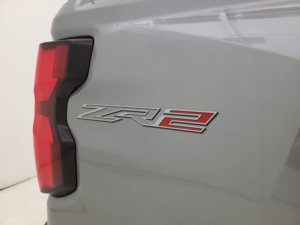 Certified 2025 Chevrolet Colorado ZR2 w/ Technology Package image 27