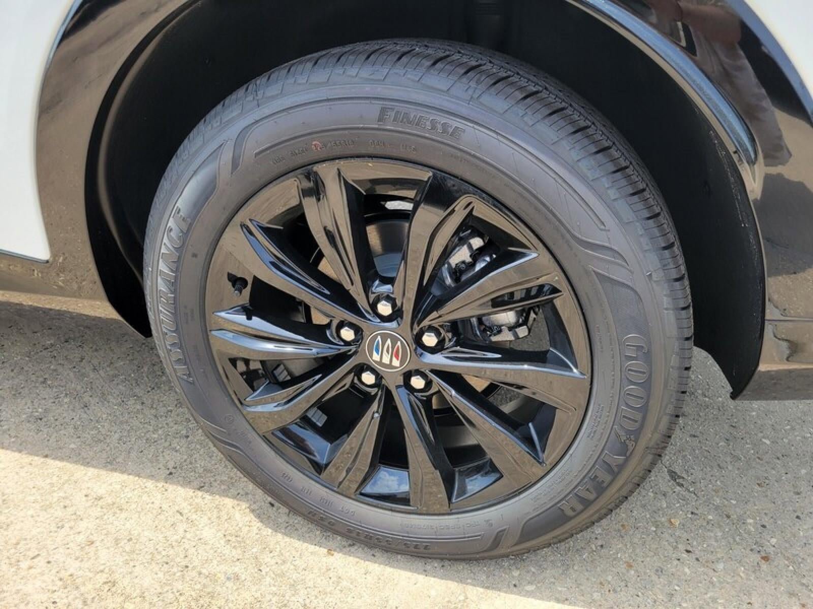 New 2026 Buick Envista Sport Touring w/ Convenience I Package FWD image 8