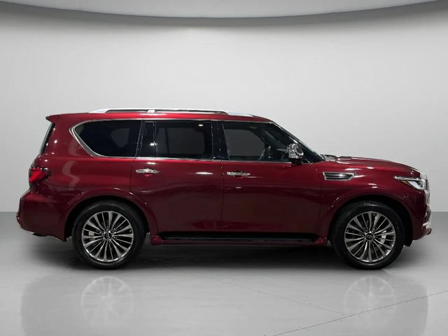 Used 2021 INFINITI QX80 Sensory w/ All-Season Package AWD/4WD image 2
