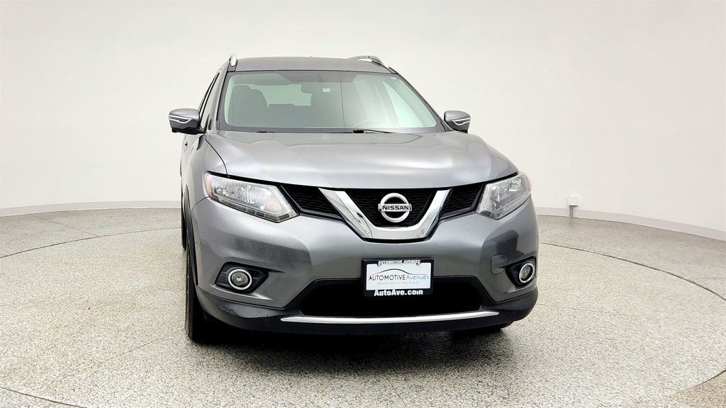 Used 2016 Nissan Rogue SL image 2
