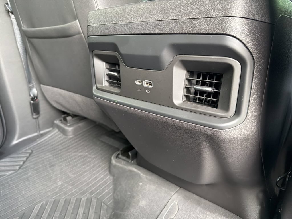 Used 2024 Chevrolet Silverado 1500 LT Trail Boss w/ LT Trail Boss Premium Package AWD/4WD image 38