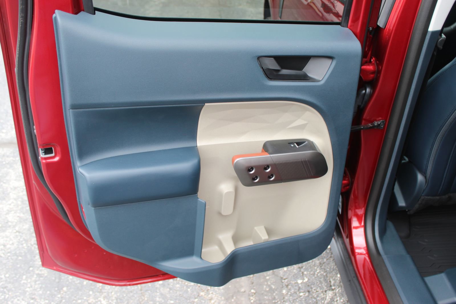 New 2026 Ford Maverick Lariat image 21